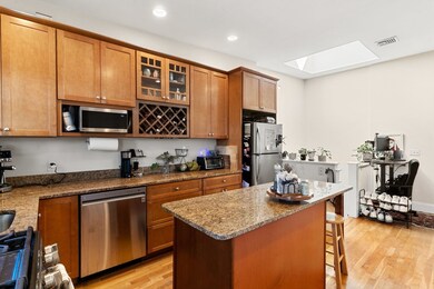 67 Gates St unit 3, Boston, MA 02127 - photo 4