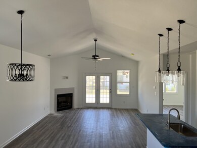 1714 Fordham Dr, Fayetteville, NC 28304 - photo 2