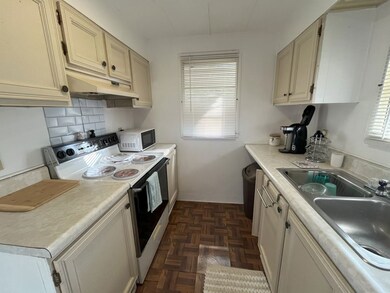 112 Highland Dr unit 913, Leesburg, FL 34788 - photo 3