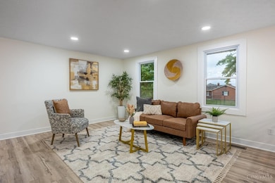 7859 Kingsgate Way, West Chester, OH 45069 - photo 3