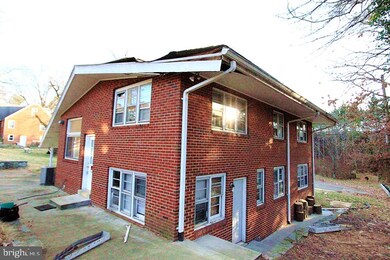 7512 Ingraham St, Hyattsville, MD 20784 - photo 5