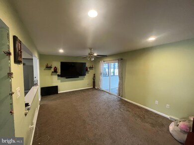 1383 Needham Cir, Hatfield, PA 19440 - photo 6