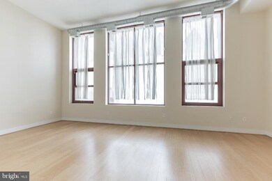 22 S Howard St unit R301, Baltimore, MD 21201 - photo 4