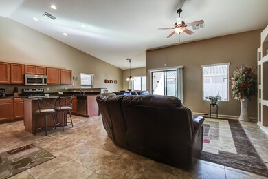 2661 S Chaparral Rd-28