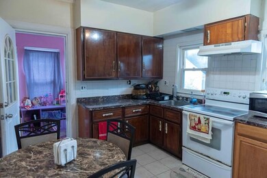 274 Haverhill St, Lawrence, MA 01840 - photo 7