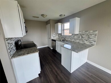 136 Chris Ct, Alvarado, TX 76009 - photo 4