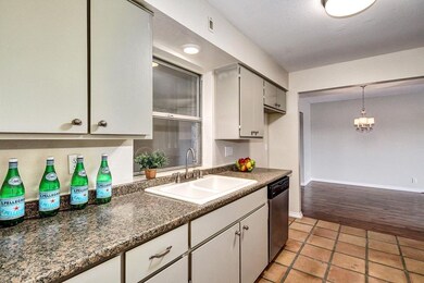 3.   Kitchen (2)