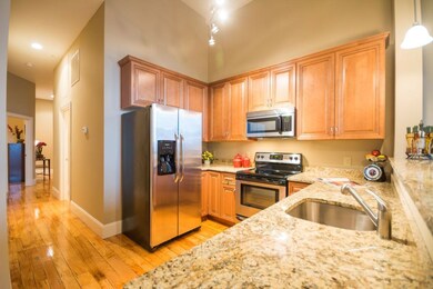 195 Mcgregor St unit 125, Manchester, NH 03102 - photo 4