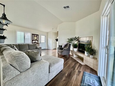 3278 Emerald St, Rosamond, CA 93560 - photo 5