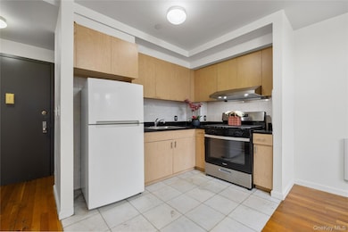 134-38 35th Ave unit 3D, Flushing, NY 11354 - photo 7