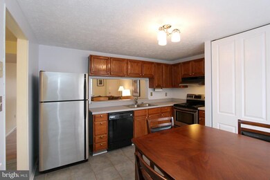 19238 Misty Meadow Terrace, Germantown, MD 20874 - photo 5