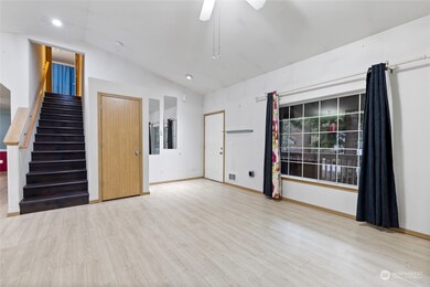 18012 Clear Lake Blvd SE, Yelm, WA 98597 - photo 6