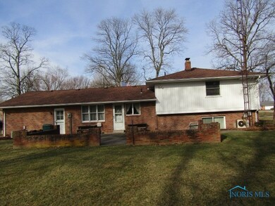 2207 N Brookside Blvd, Genoa, OH 43430 - photo 5