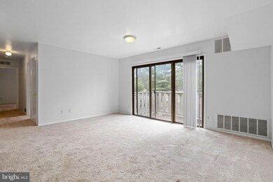 2010 Ravens Row unit 2010, Marlton, NJ 08053 - photo 3