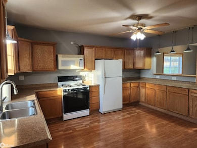 214 Lincoln St, Marne, IA 51552 - photo 7