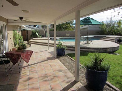 back patio looking to pool_spa