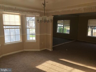 7217 Willow Hill Dr, Capitol Heights, MD 20743 - photo 5