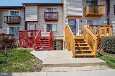 11369 Laurelwalk Dr, Laurel, MD 20708 - photo 2