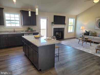 621 Adelaide Cir, Harpers Ferry, WV 25425 - photo 5