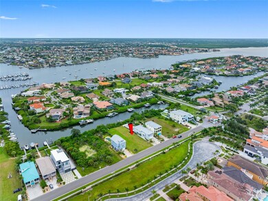 6415 Marbella Blvd, Apollo Beach, FL 33572 - photo 7