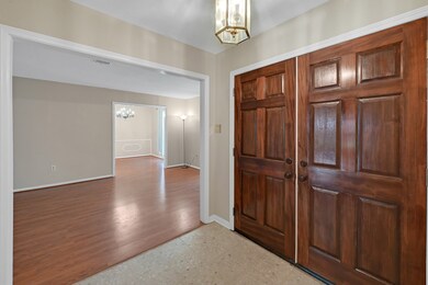 2210 N Belmont Dr, Richmond, TX 77469 - photo 4