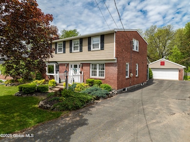 Welcome to 76 McNutt Ave in Colonie!