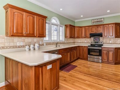 Open Kitchen