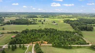 1115 Wolf Island Rd, Glasgow, KY 42141 - photo 2