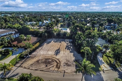 720 Willowhead Dr, Naples, FL 34103 - photo 2