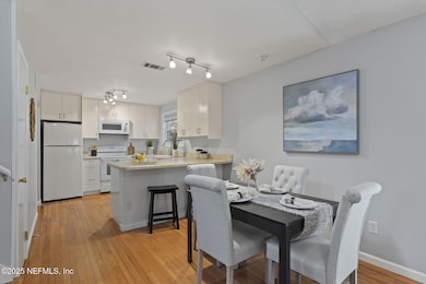 2196 Fairway Villas Ln N, Atlantic Beach, FL 32233 - photo 6