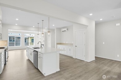 13216 NE 127th Unit B ~ Ready Now