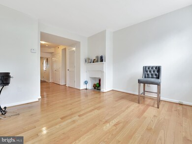 125 W South St, Frederick, MD 21701 - photo 5
