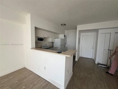 5085 NW 7th St unit 1509, Miami, FL 33126 - photo 3