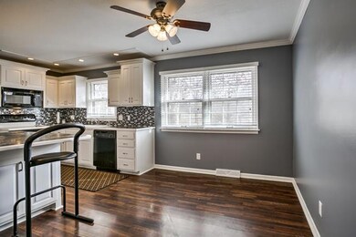 6613 Garnett Dr, Shawnee, KS 66203 - photo 7