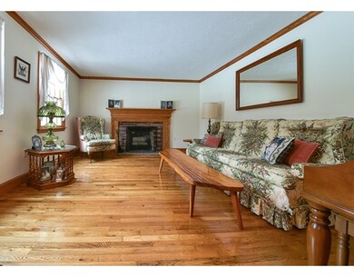 64 Green Ln, Sherborn, MA 01770 - photo 5