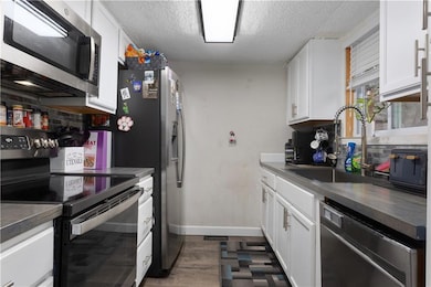 6564 Charles St, Shawnee, KS 66216 - photo 3