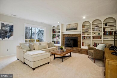 9226 Lake Braddock Dr, Burke, VA 22015 - photo 4