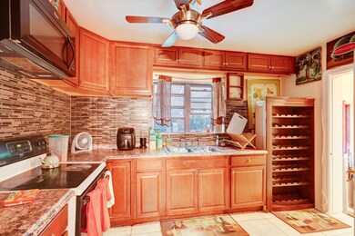 828 36th St, West Palm Beach, FL 33407 - photo 4