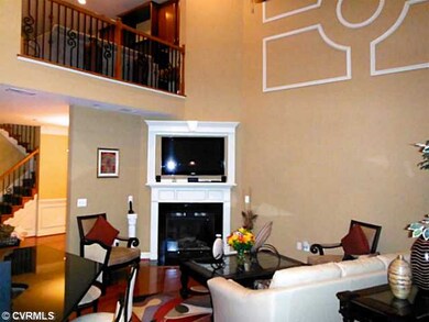 Den/Family/Great Room - 2-story great room, with l