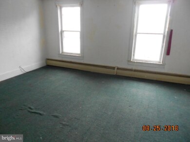 122 Orwigsburg St, Tamaqua, PA 18252 - photo 7