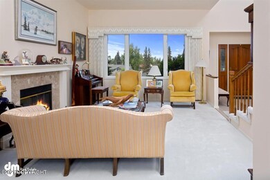 04-Living Room_DMD_2104