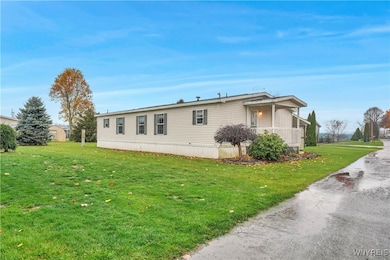 139 Autumnview Dr, Arcade, NY 14009 - photo 2