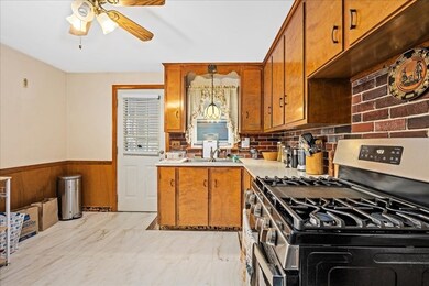 175 Clark St, Worcester, MA 01606 - photo 6
