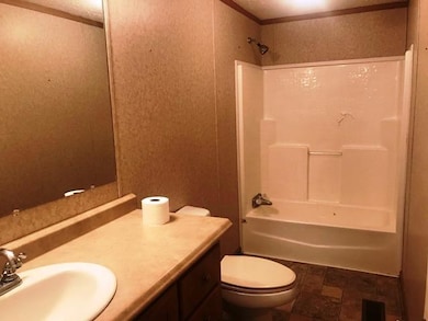 31207 Memorial Rd, McLoud, OK 74851 - photo 3