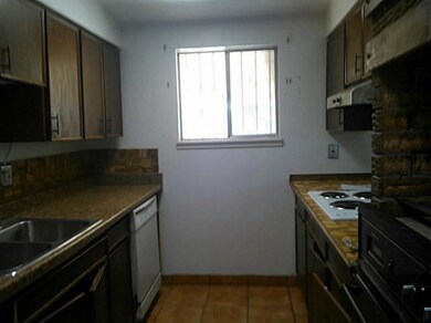 5812 Manila Dr, El Paso, TX 79924 - photo 3