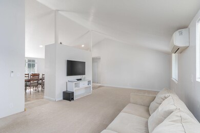 1060 SW Kokanee Ln-015