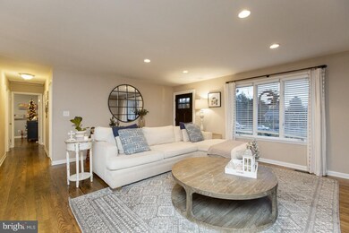 112 Roosevelt Rd, Sykesville, MD 21784 - photo 7