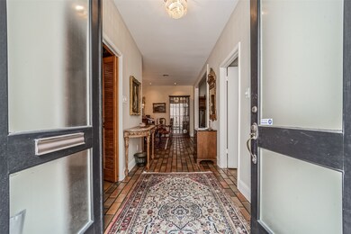 9614 Doliver Dr, Houston, TX 77063 - photo 3