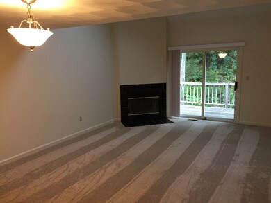 16 Carriage Ln unit 16, Shirley, MA 01464 - photo 3