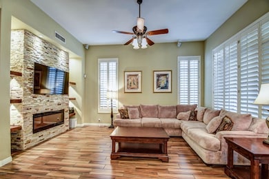 family room 3
